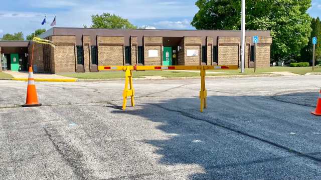 Luce County building parking reopens