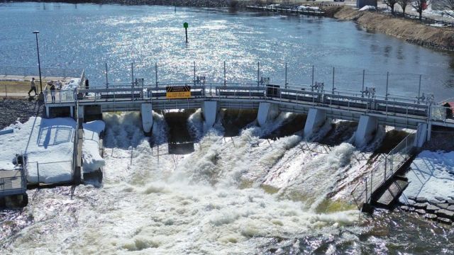 Private well owners urged to test water after floods